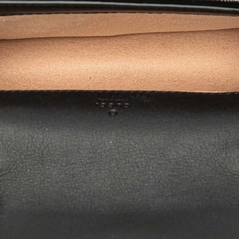 Gucci Super Mini GG Velvet Dionysus Crossbody Red Velvet Good condition - Model View