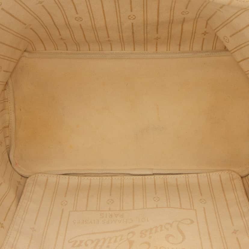 Louis Vuitton Damier Azur Neverfull MM White Canvas Good condition - Model View