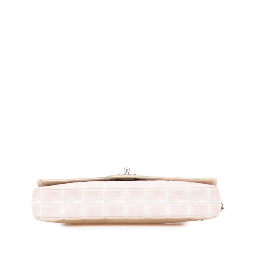 Chanel New Travel Line Nylon East West Flap Pink Good condition - Inside View