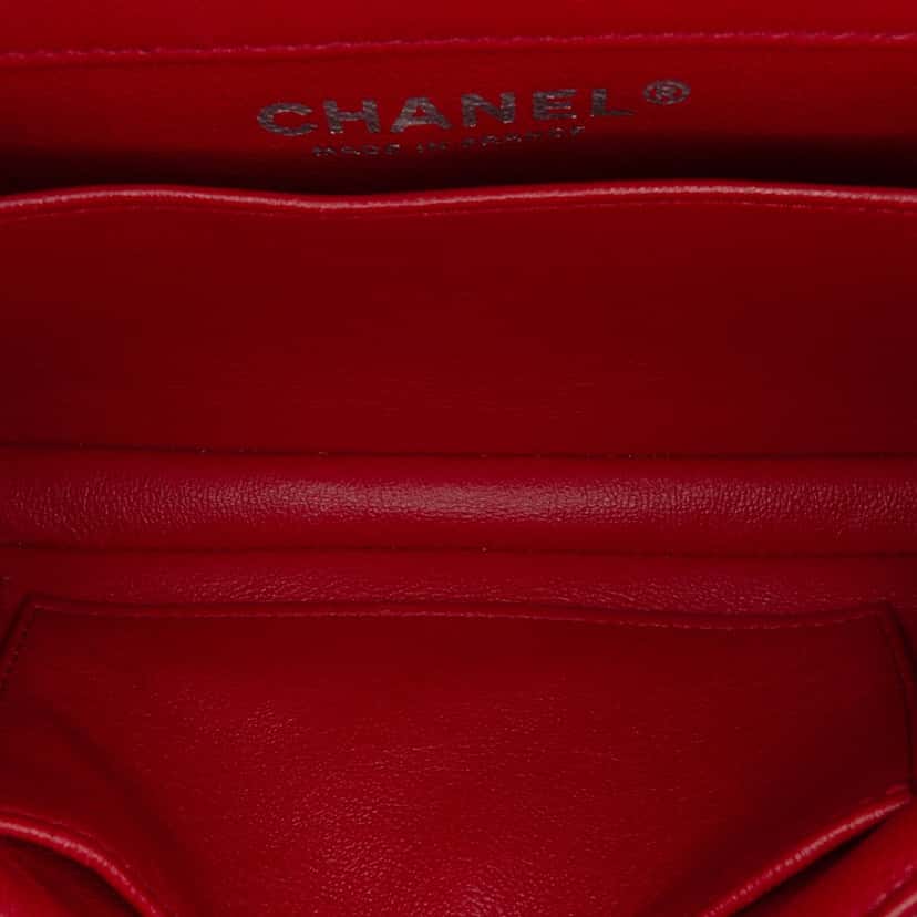Chanel Extra Mini Rectangular Classic Lambskin Single Flap Red Leather Good condition - Model View