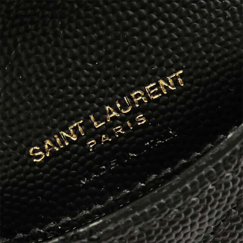 Saint Laurent Matelasse Grain de Poudre Monogram Fragments Flap Card Case Black Leather Good condition - Model View
