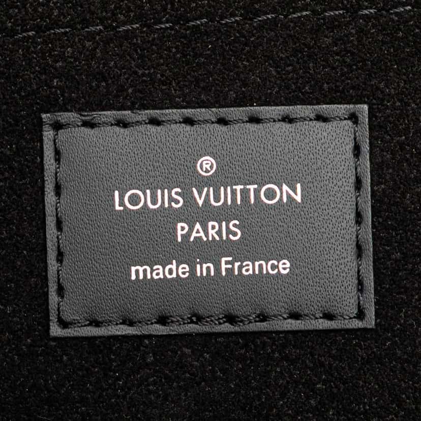 Louis Vuitton Epi Pochette Jour GM Black Leather Good condition - Box View