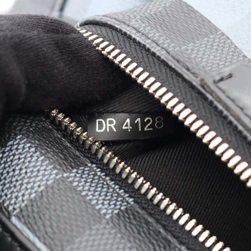 Louis Vuitton Damier Graphite Pixel Josh Black Canvas Good condition - Box View