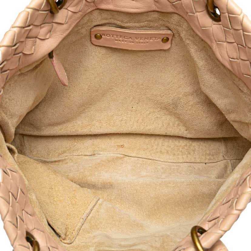 Bottega Veneta Small Nappa Intrecciato Capri Tote Pink Leather Good condition - Model View