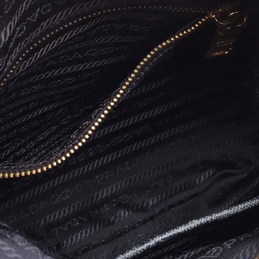 Prada Saffiano Trimmed Tessuto Zip Top Crossbody Blue Good condition - Inside View
