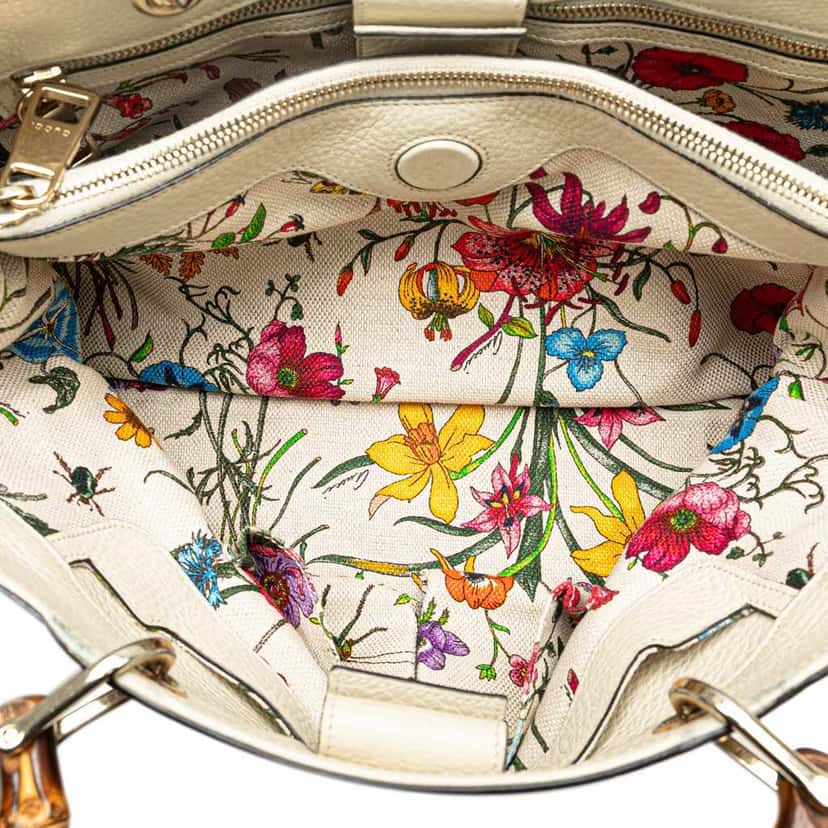 Gucci Medium Calfskin Bamboo Shopper Satchel White Leather Good condition - Box View