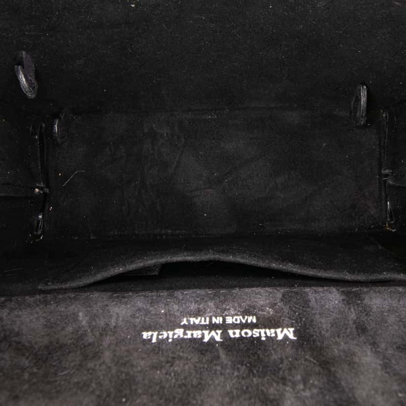Maison Margiela Small Leather Snatched Classique Bag Black Leather Good condition - Model View