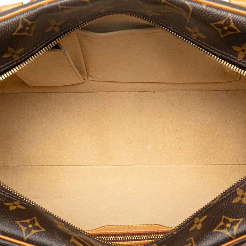 Louis Vuitton Monogram Cite GM Brown Canvas Good condition - Model View