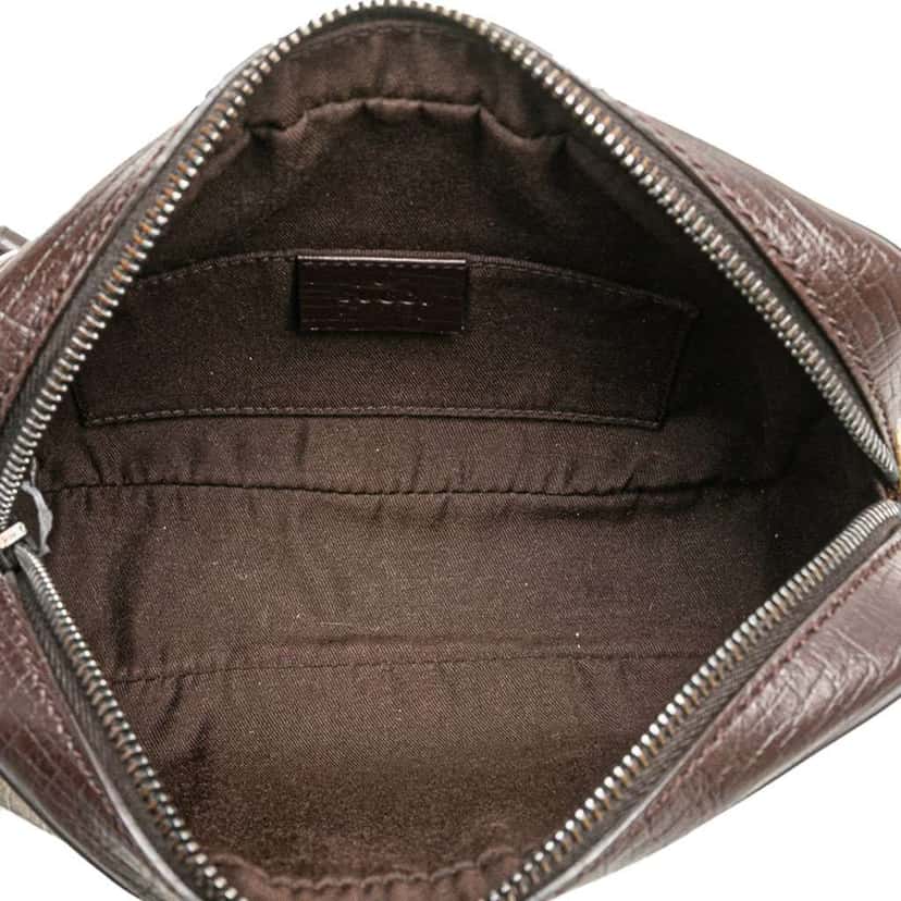 Gucci GG Supreme Web Crossbody Brown Canvas Good condition - Model View
