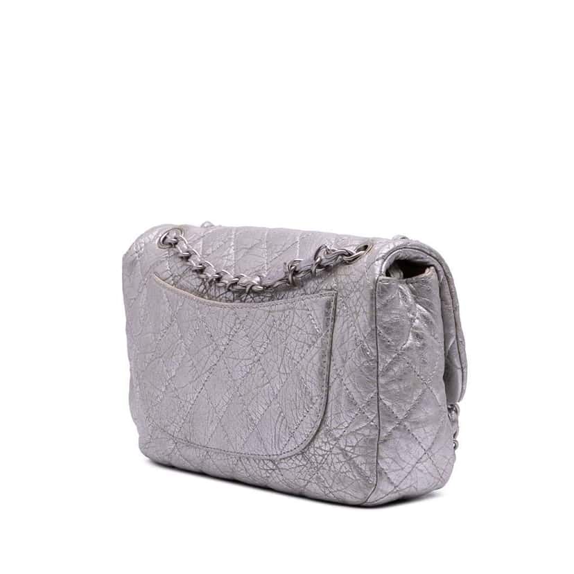 Chanel Quilted Aged Calfskin On The Rocks Flap Silver Leather Good condition - Back View