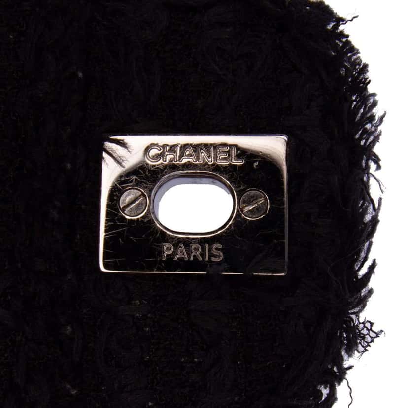 Chanel Medium Classic Tweed Single Flap Black Tweed Good condition - Box View