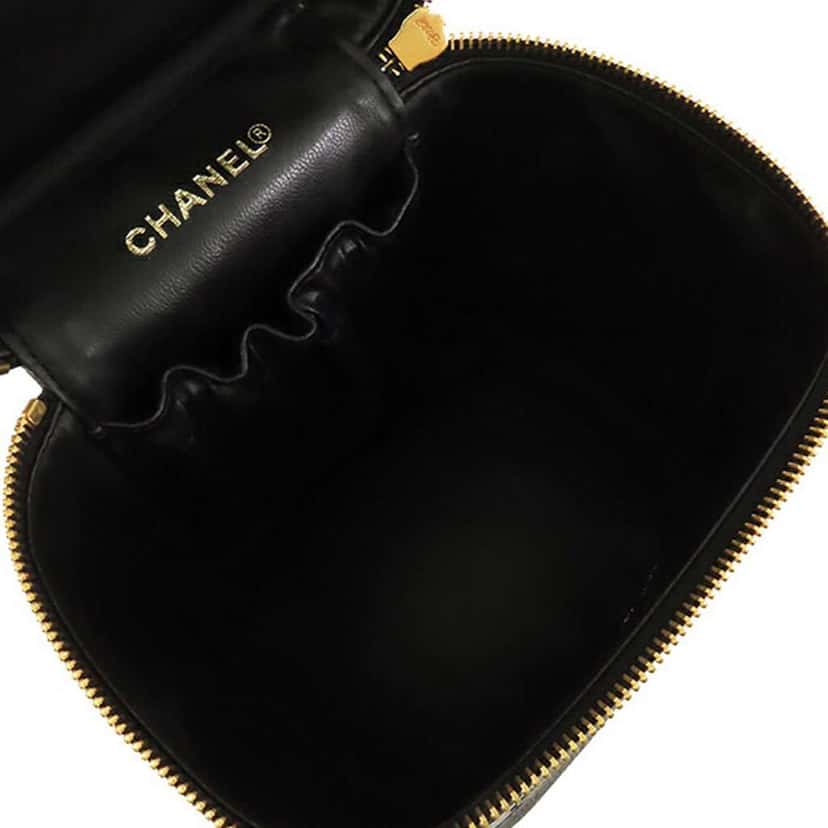 Chanel CC Caviar Vanity Case Black Leather Good condition - Model View