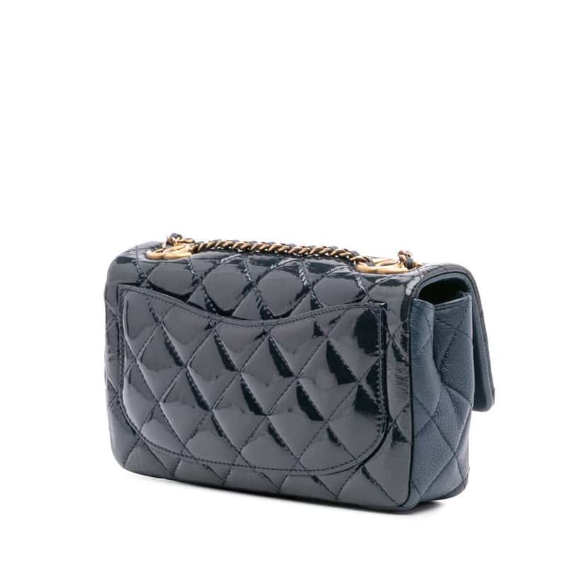 Chanel Paris-Salzburg Small Patent and Goatskin CC Eyelet Flap Blue Leather Very good condition - Back View