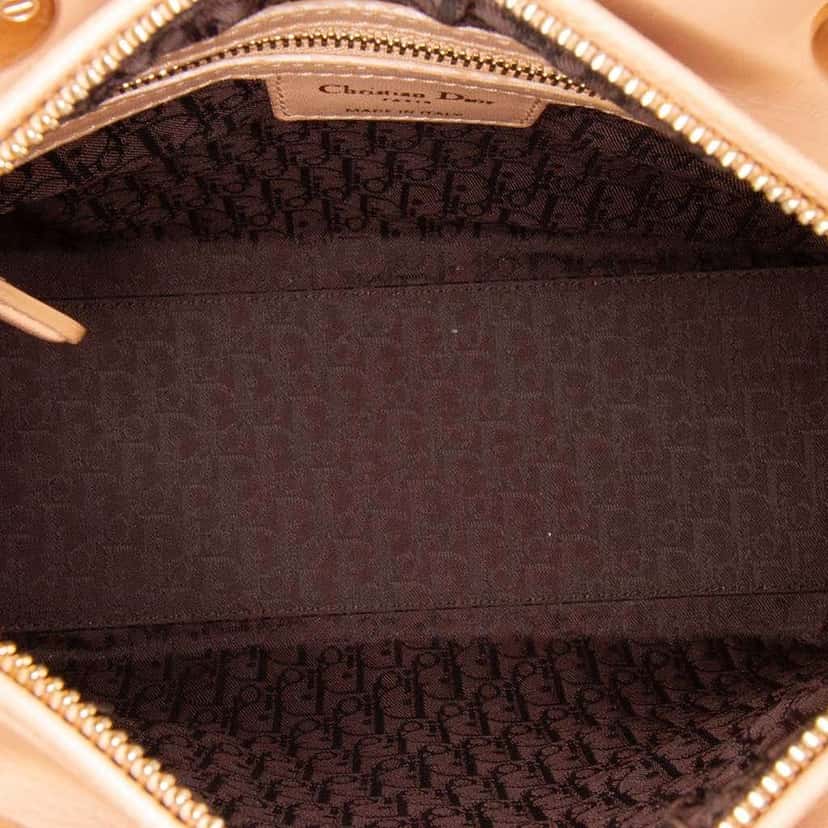 Dior Medium Lambskin Cannage Contrast Stitch Lady Dior Brown Leather Good condition - Model View
