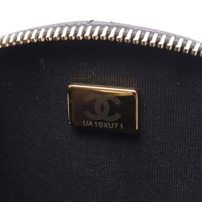 Chanel Quilted Lambskin Oval Logo Chain Top Handle Round Clutch on Chain Black Leather Good condition - Box View