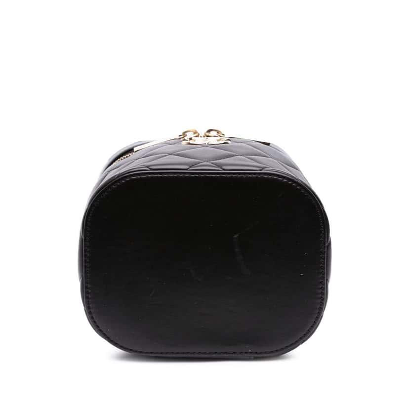 Chanel Quilted Lambskin Trendy CC Vanity Case Black Leather Good condition - Inside View
