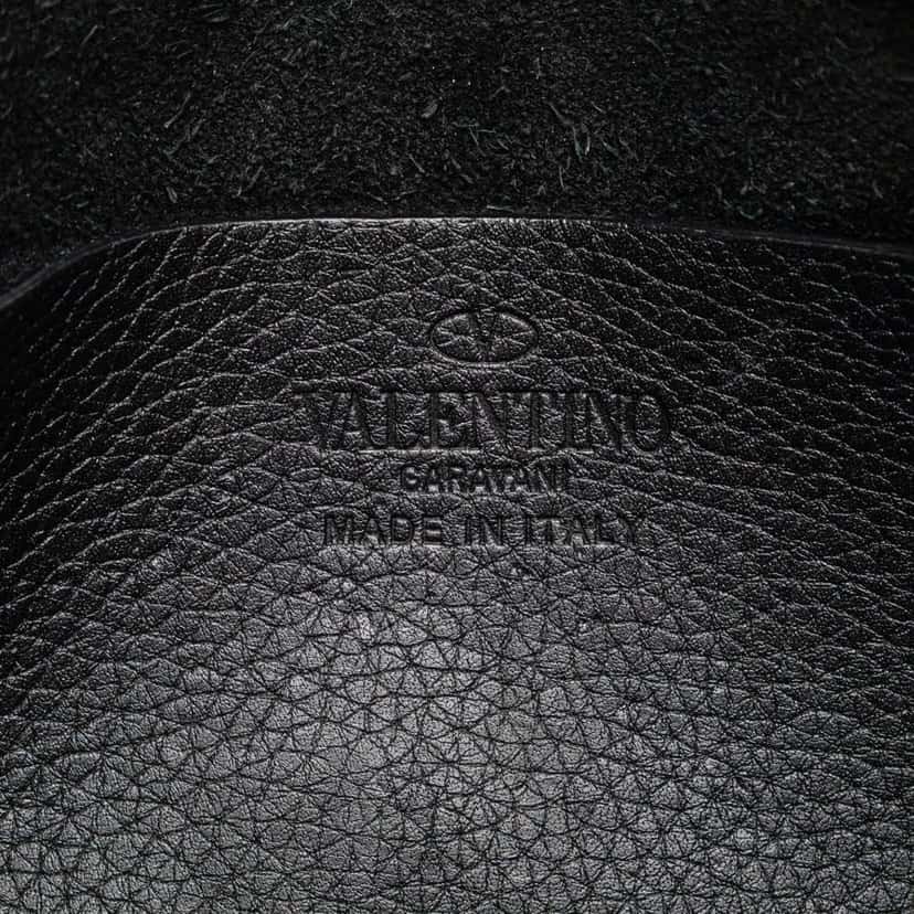 Valentino Pebbled Calfskin Rockstud Double Zip Chain Pouch Black Leather Good condition - Box View