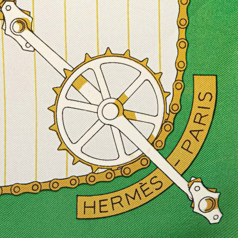 Hermès Les Becanes Silk Scarf Green Silk Good condition - Inside View