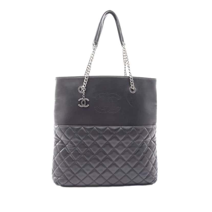 Chanel Quilted Lambskin Urban Delight Tote Black Leather Good condition - Front View