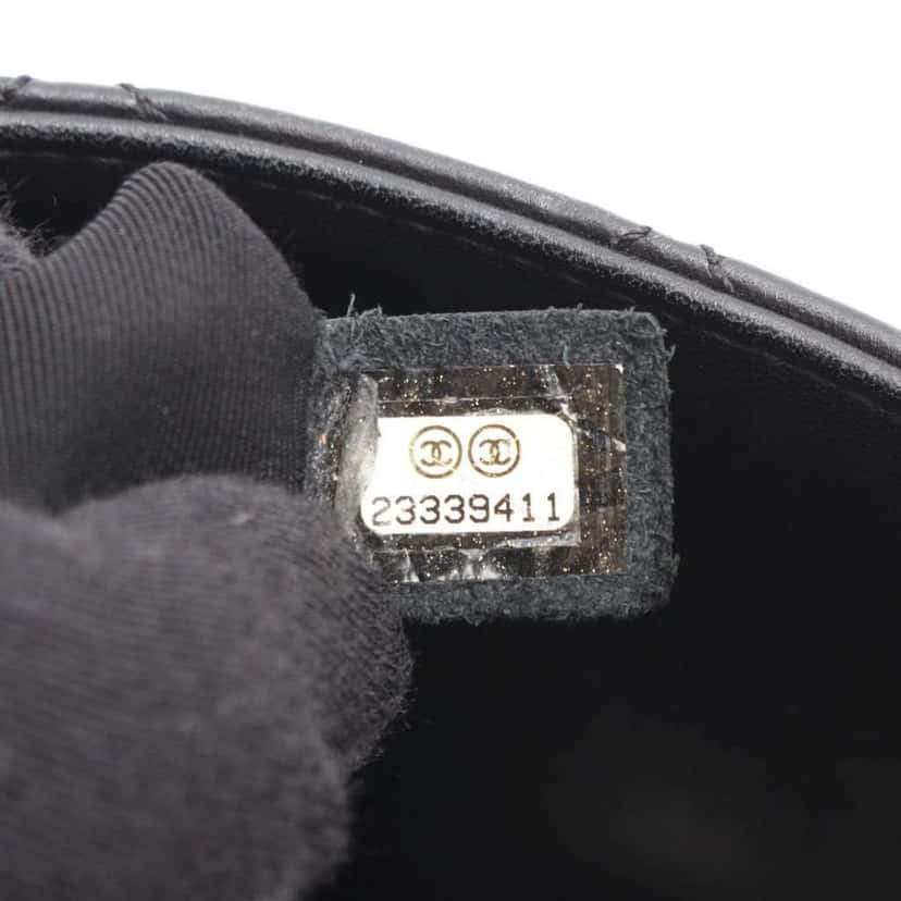 Chanel Quilted Lambskin Urban Delight Tote Black Leather Good condition - Box View