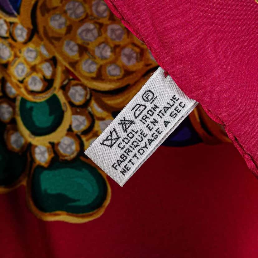 Chanel Gripoix Buttons Silk Scarf Red Silk Good condition - Inside View