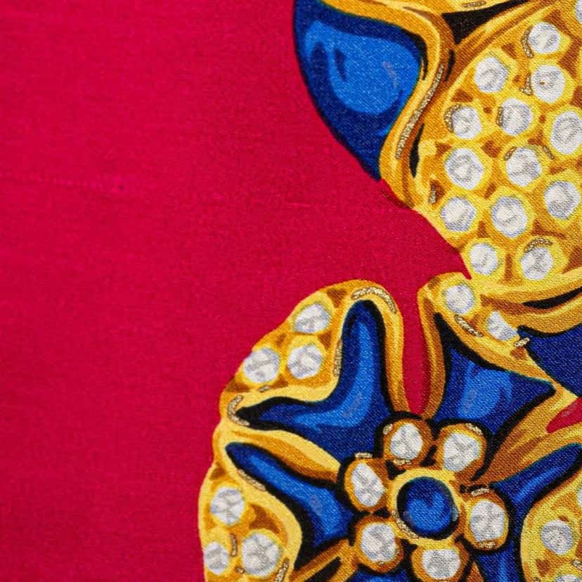 Chanel Gripoix Buttons Silk Scarf Red Silk Good condition - Model View