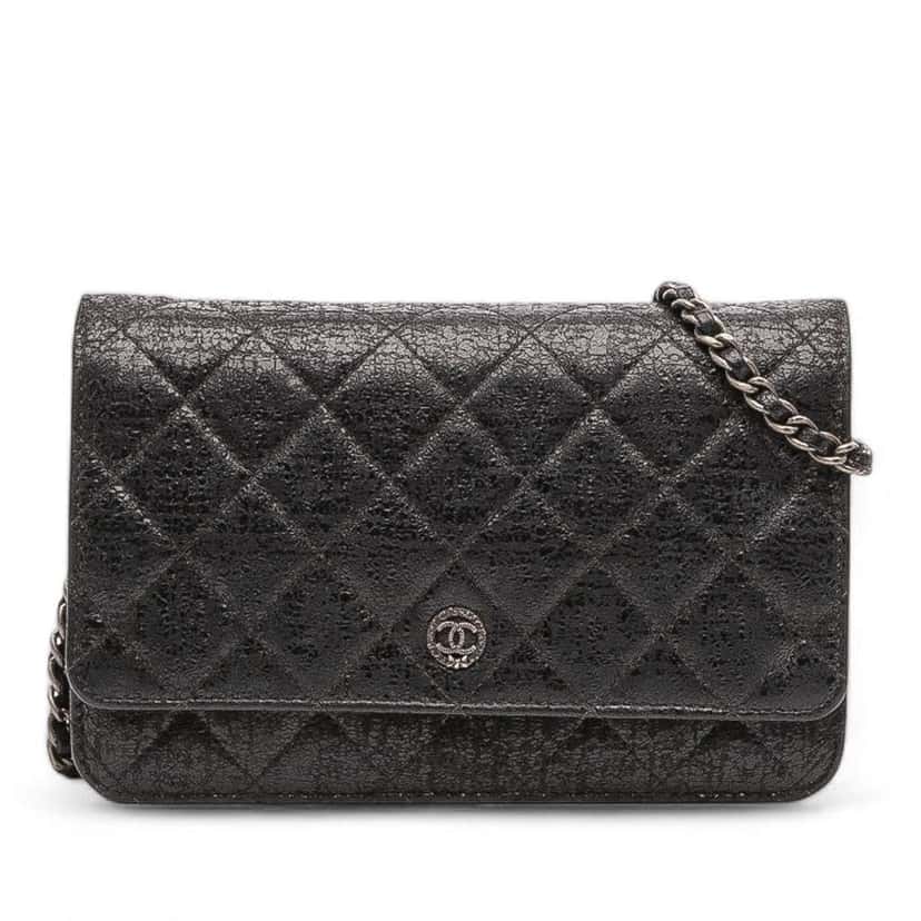 Chanel CC Quilted Crinkled Calfskin Wallet On Chain Black Leather Good condition - Front View