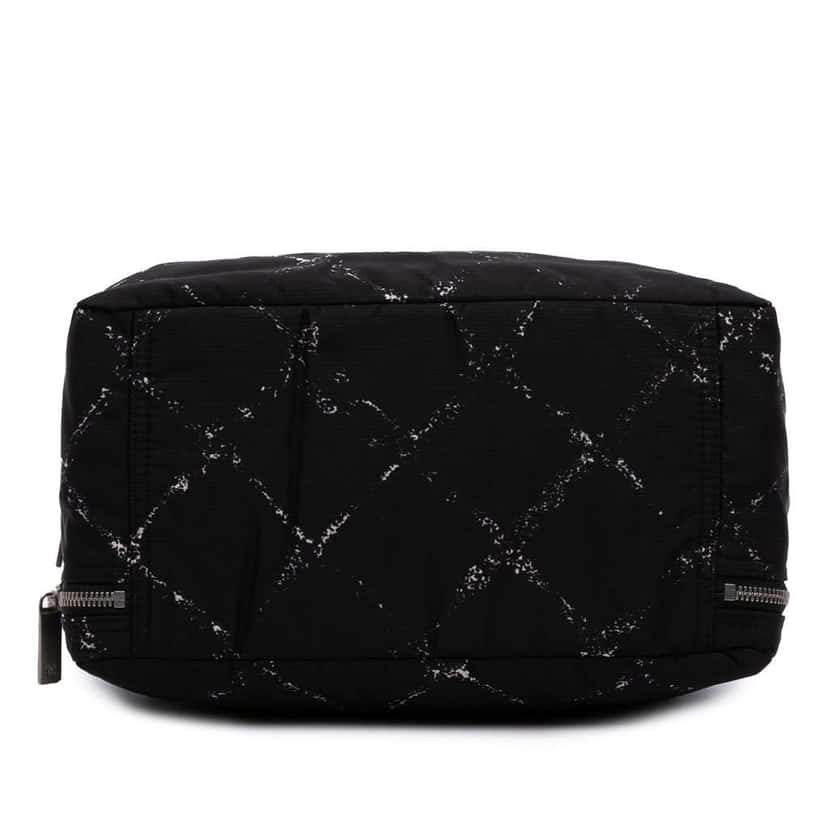 Chanel Old Travel Line Nylon Handbag Black Good condition - Inside View