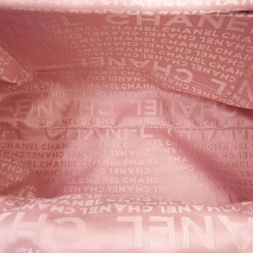 Chanel Lambskin Camellia Top Handle Frame Bag Pink Leather Good condition - Model View