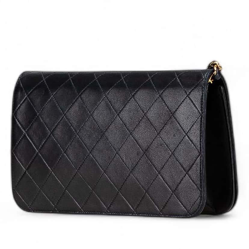 Chanel CC Quilted Lambskin Full Single Flap Black Leather Good condition - Back View
