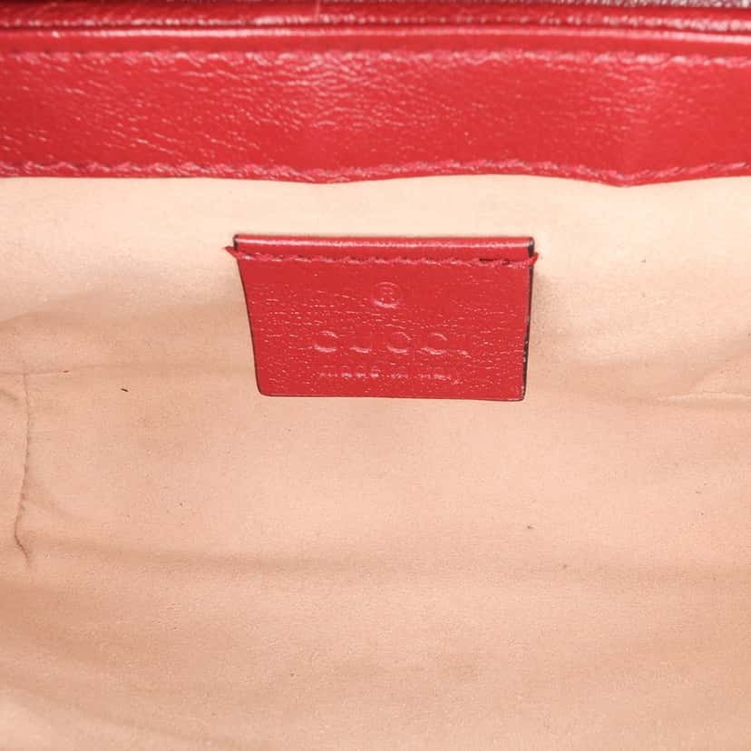 Gucci Super Mini GG Marmont Matelasse Leather Torchon Flap Crossbody Black Leather Good condition - Model View