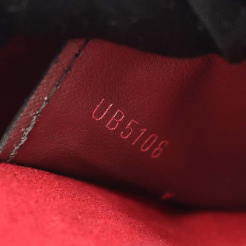 Louis Vuitton Bicolor Leather MyLockMe Chain Pochette Red Leather Good condition - Box View