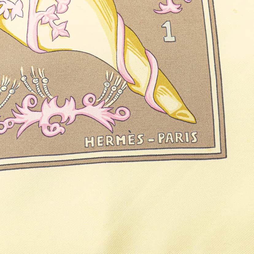 Hermès Le Tarot Silk Scarf Yellow Silk Good condition - Inside View