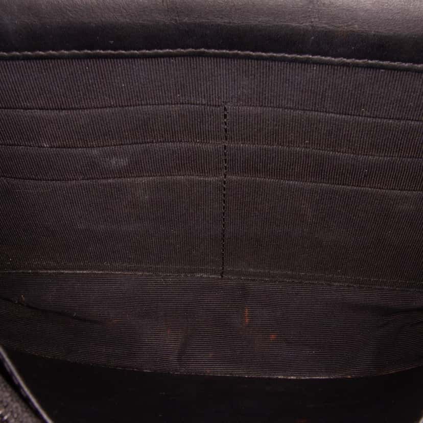 Chanel CC Quilted Patent Wallet On Chain Black Leather Good condition - Model View