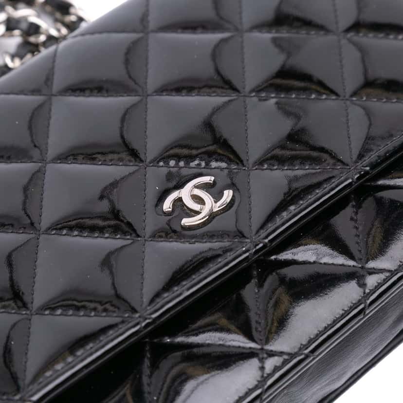Chanel CC Quilted Patent Wallet On Chain Black Leather Good condition - Box View