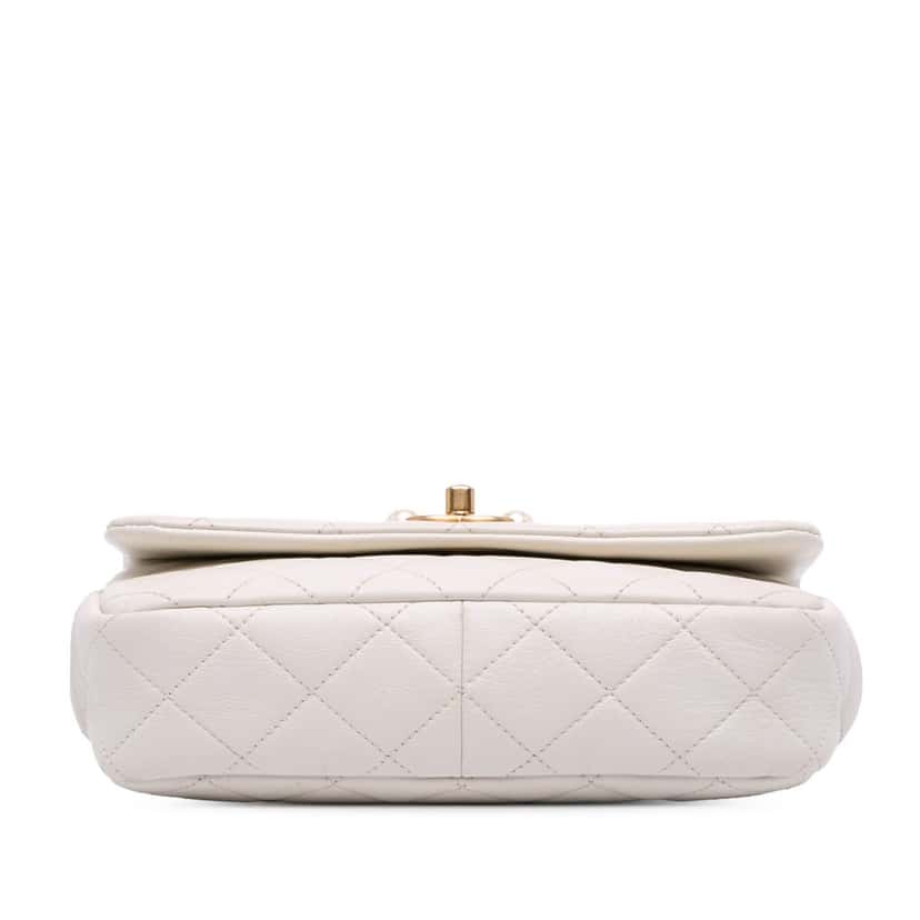 Chanel Mini Glazed Calfskin Pearl Side Flap White Leather Good condition - Inside View