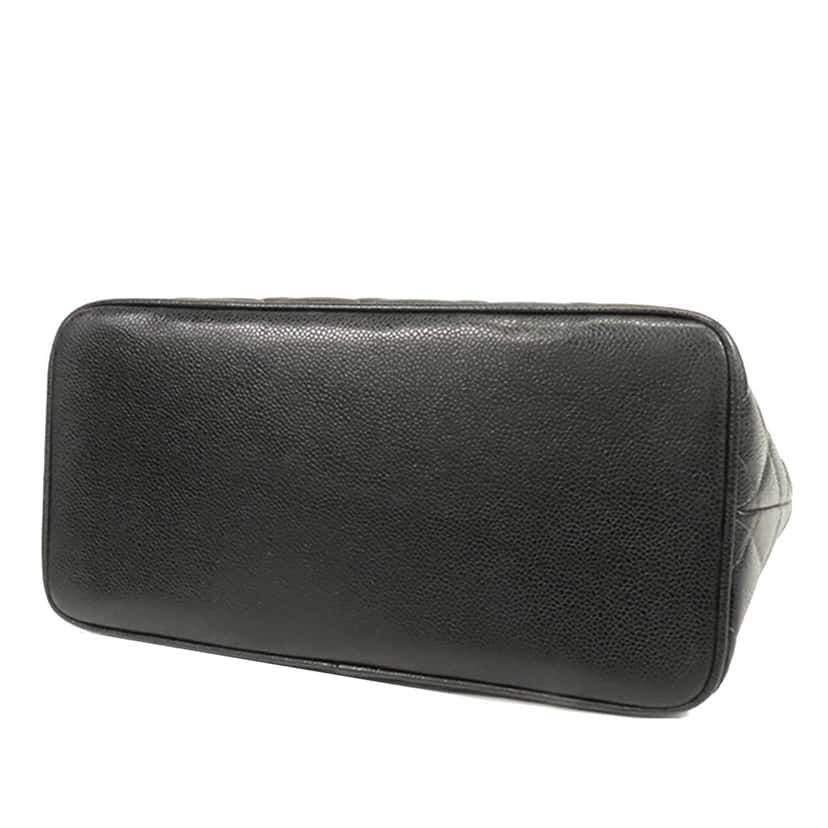 Chanel Caviar Medallion Tote Black Leather Good condition - Inside View