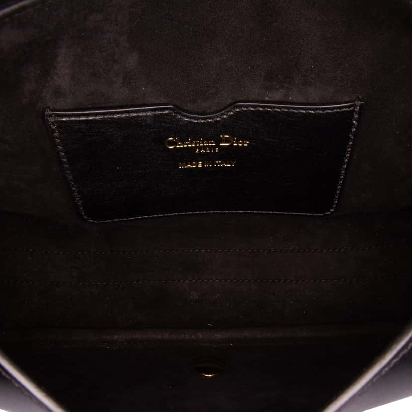 Dior Medium Leather Bobby Crossbody Black Leather Good condition - Model View