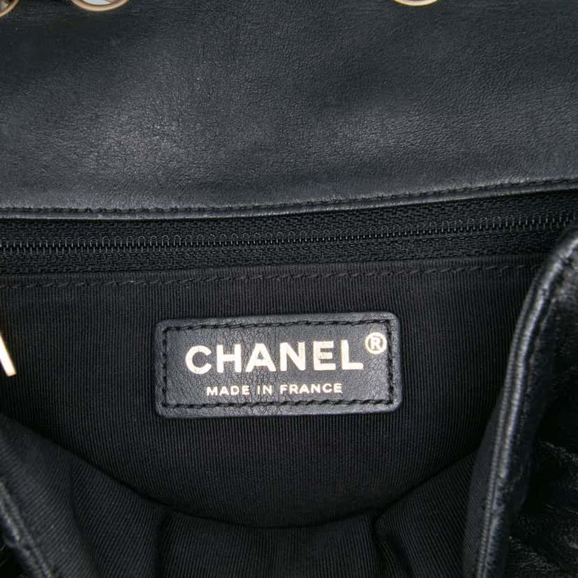 Chanel Small Bicolor Calfskin Braided Chic Flap White Leather Good condition - Box View