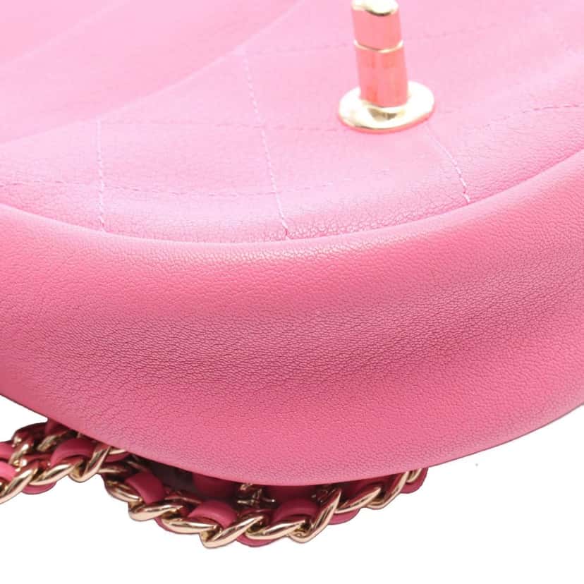 Chanel Stitched Goatskin Casual Trip Flap Pink Leather Good condition - Model View