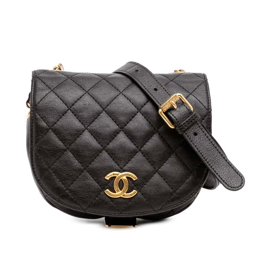 Chanel Quilted Grained Calfskin Casual Trip Messenger Black Leather Good condition - Front View
