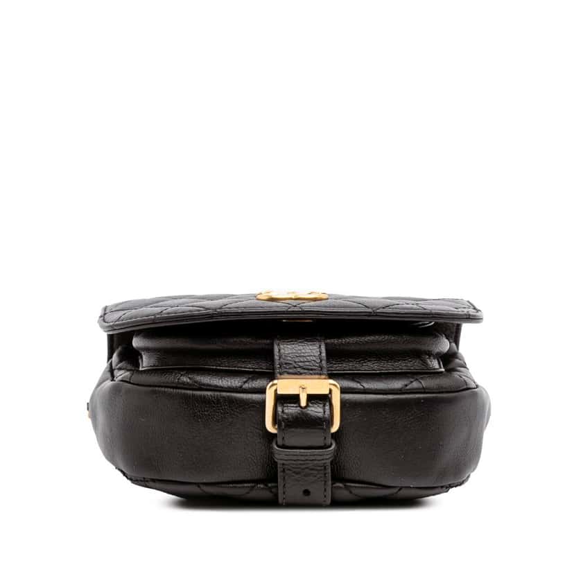 Chanel Quilted Grained Calfskin Casual Trip Messenger Black Leather Good condition - Inside View