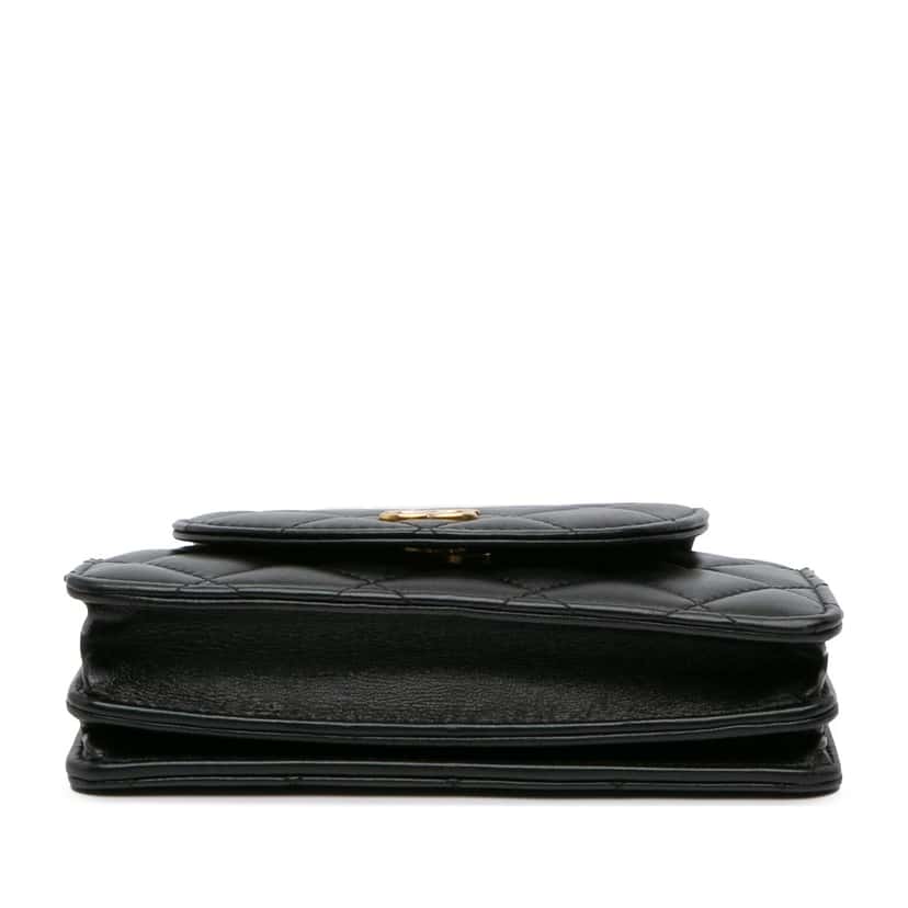Chanel Mini CC Quilted Lambskin Phone Holder On Chain Black Leather Good condition - Inside View