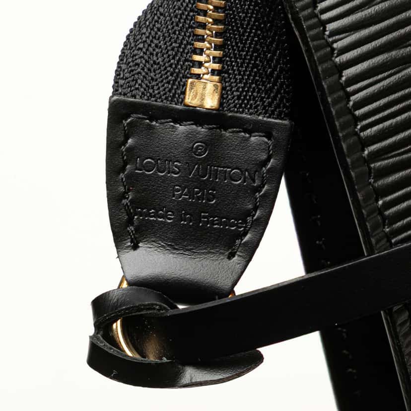Louis Vuitton Epi Pochette Accessoires Black Leather Good condition - Box View