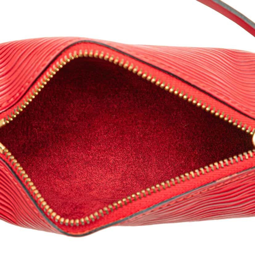 Louis Vuitton Epi Pochette Papillon Red Leather Good condition - Model View