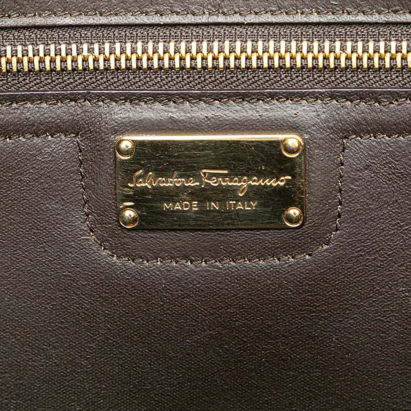 Salvatore Ferragamo Medium Perforated Leather Amy Tote White Leather Good condition - Box View