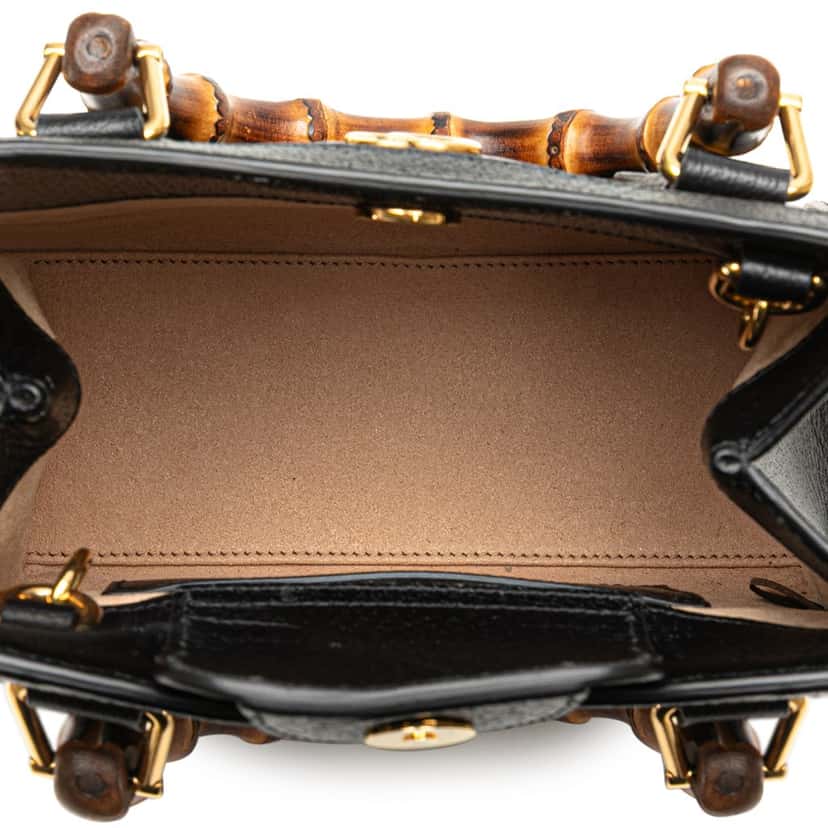 Gucci Small Calfskin Bamboo Diana Satchel Black Leather Good condition - Model View