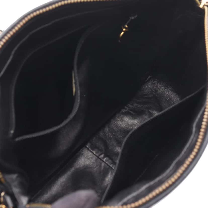 Chanel Medium CC Quilted Lambskin Tassel Camera Bag Black Leather Good condition - Inside View