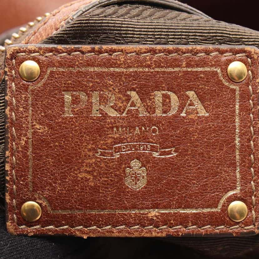 Prada Cervo Antik Hobo Bag Brown Leather Good condition - Model View