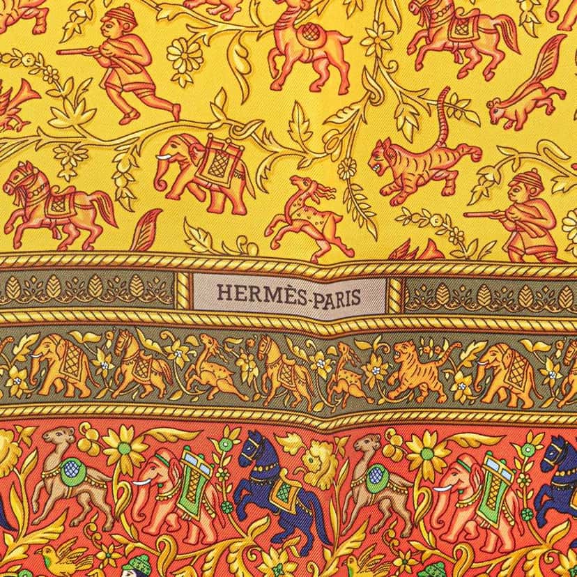 Hermès Chasse en Inde Silk Scarf Orange Silk Good condition - Inside View